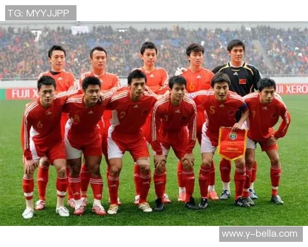 足球明星撩头发瞬间引发热议网友纷纷模仿挑战赛开启